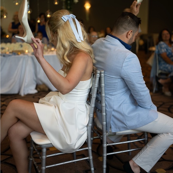 TIA DORRAINE DRESS - Picture 1 of 7